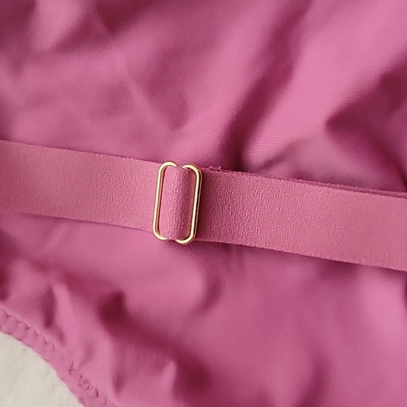 Woman's Bra - Picture 4 of 5